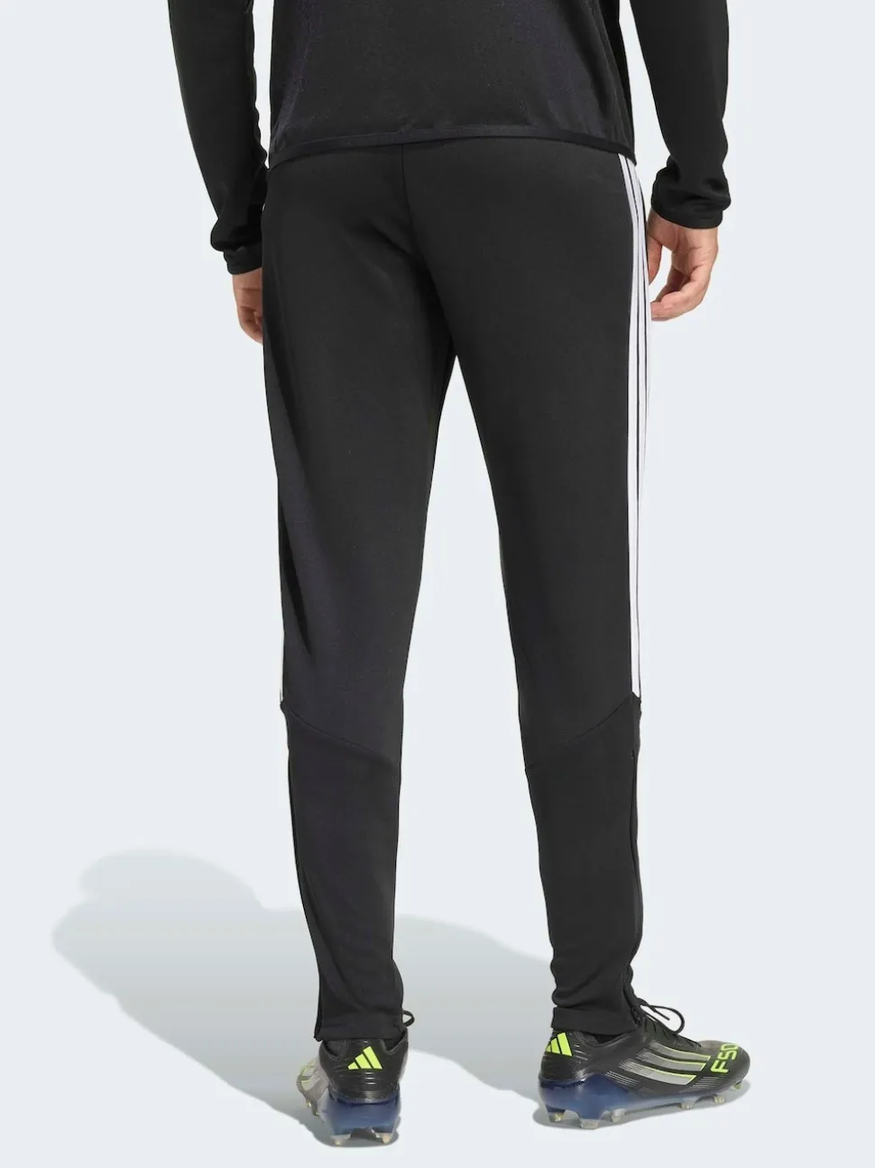 adidas Black Tiro 26 Joggers