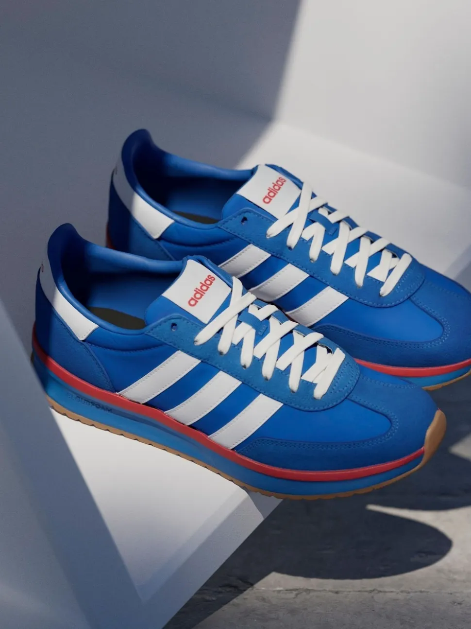 adidas Blue Chrome Run 72s Trainers