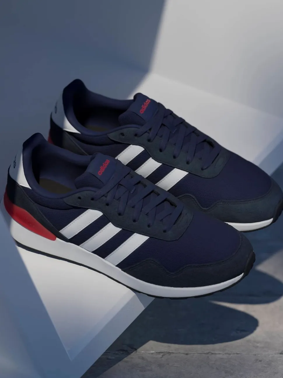 adidas Blue Run 60s 4.0 Trainers