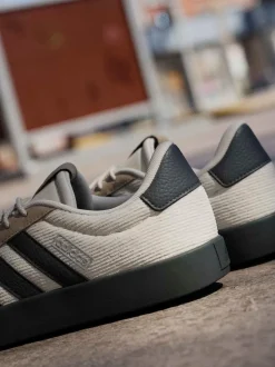 adidas Brown VL Court Trainers