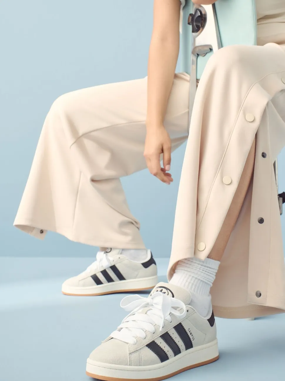 adidas Originals White/Black Campus 00s Trainers