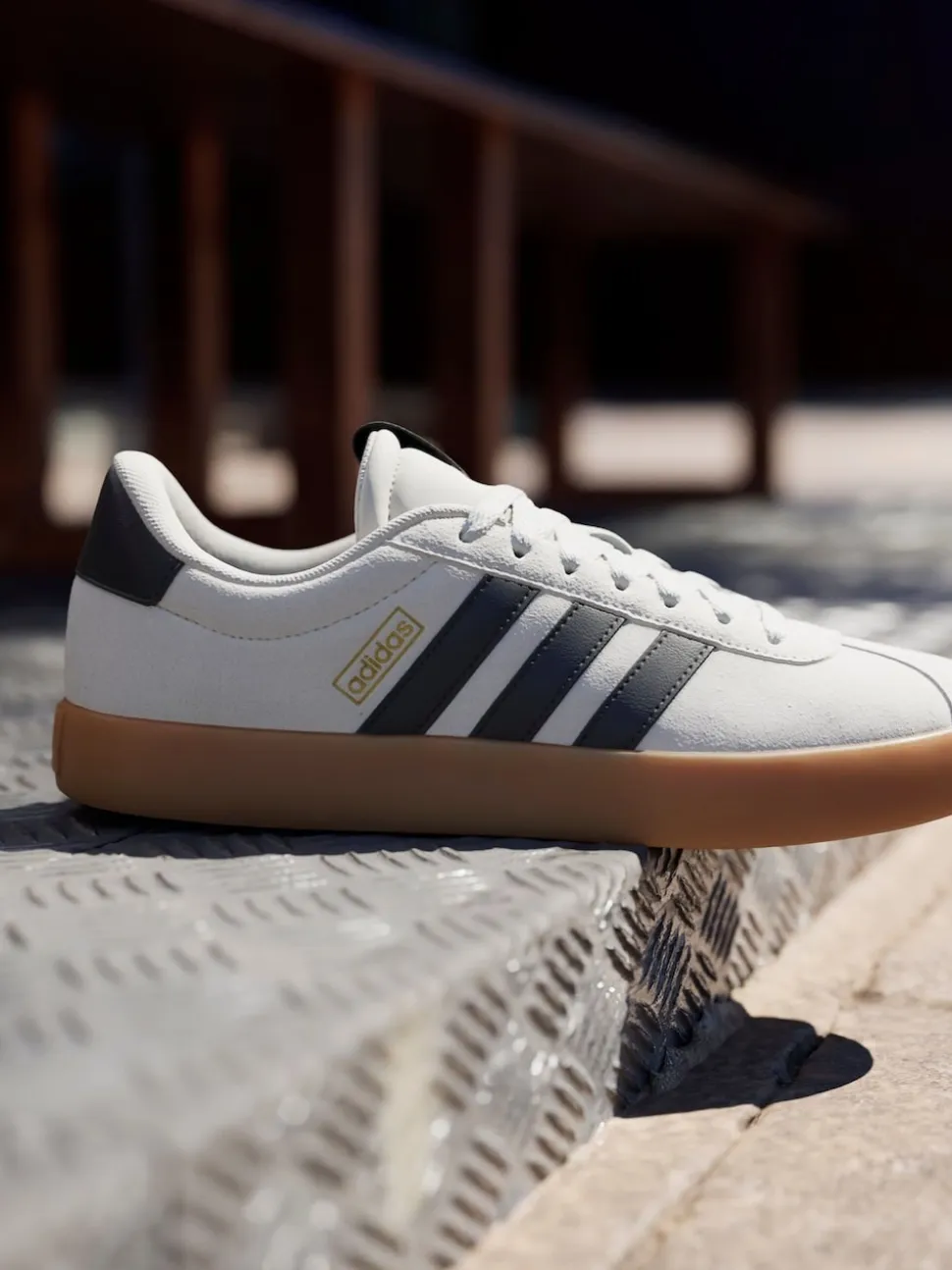 adidas Sand VL Court Trainers