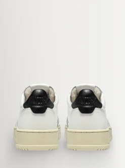 AUTRY Black Mans Medalist Low Trainers