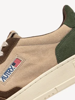 AUTRY Brown Mans Medalist Low Trainers