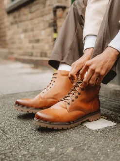 Base London Tan Brown Nickel 7 Eyelet Boot