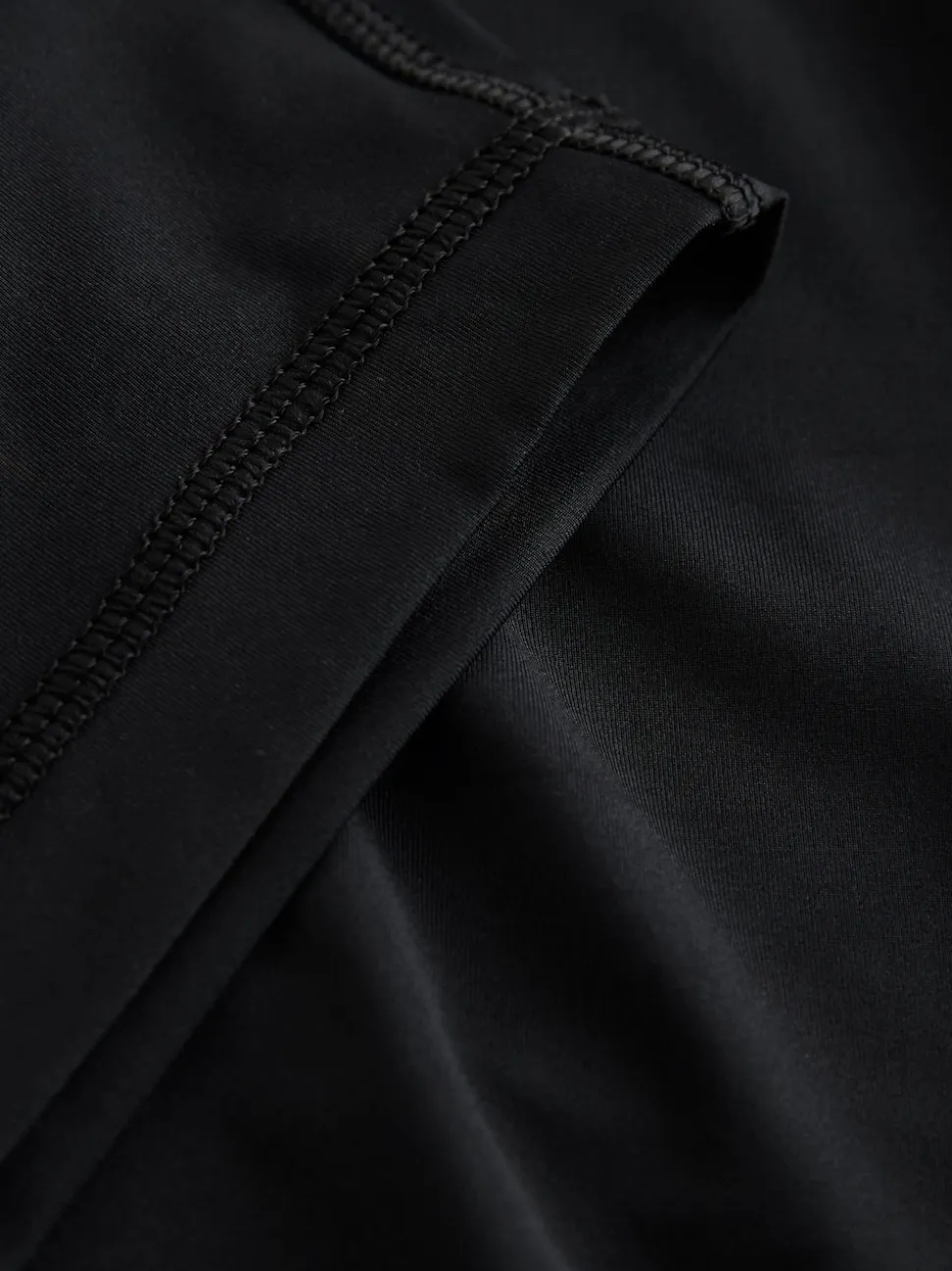 Black Active Short Thermal Base Layer
