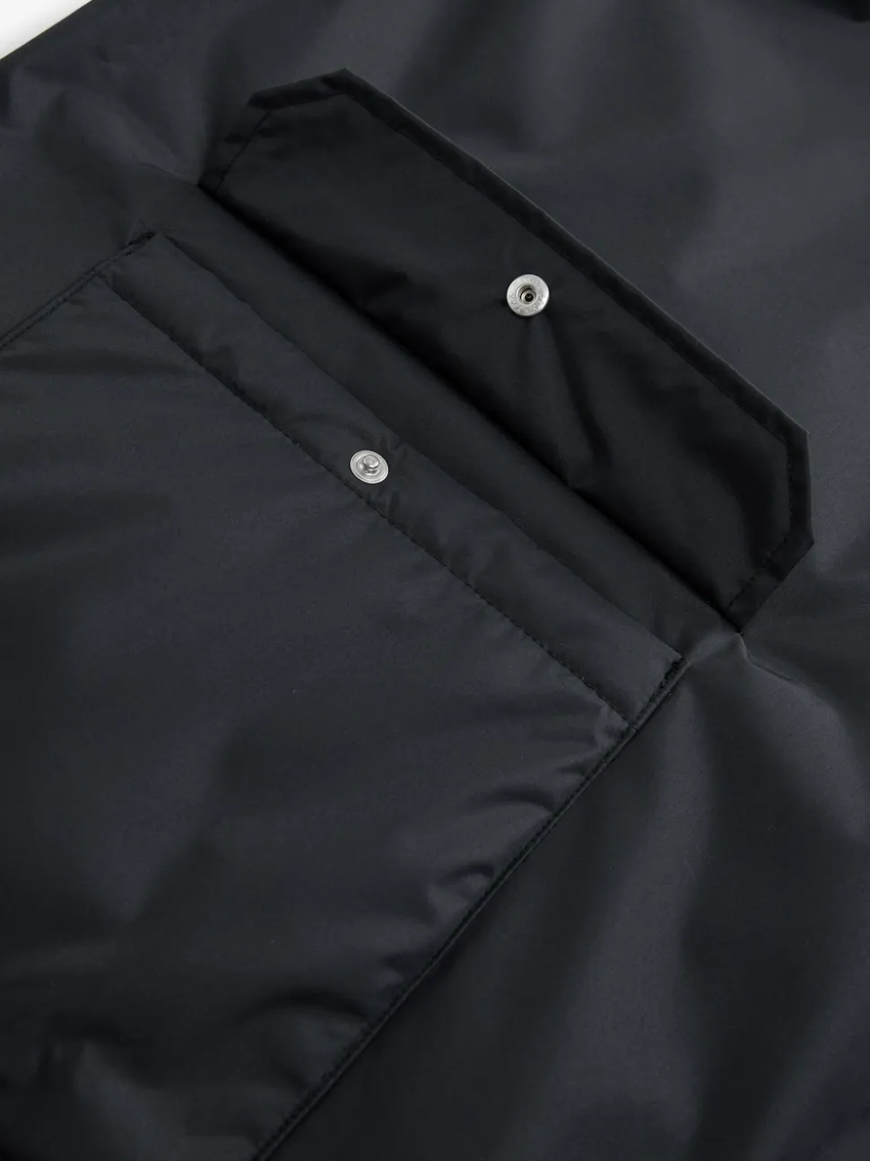Black Borg Lined Shower Resistant Changing Robe