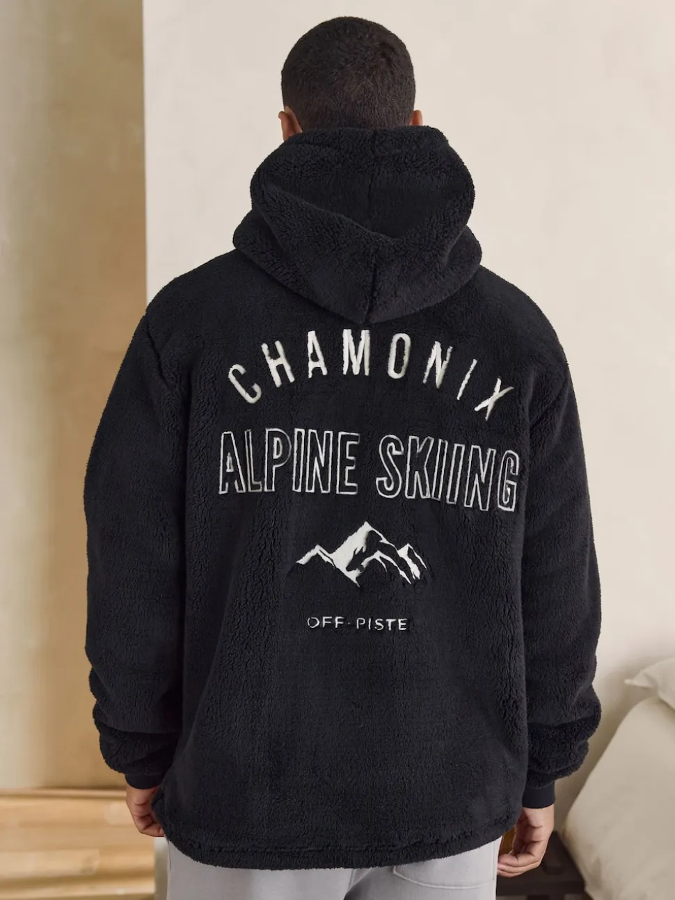 Black Chamonix Pattern Borg Overhead Hoodie