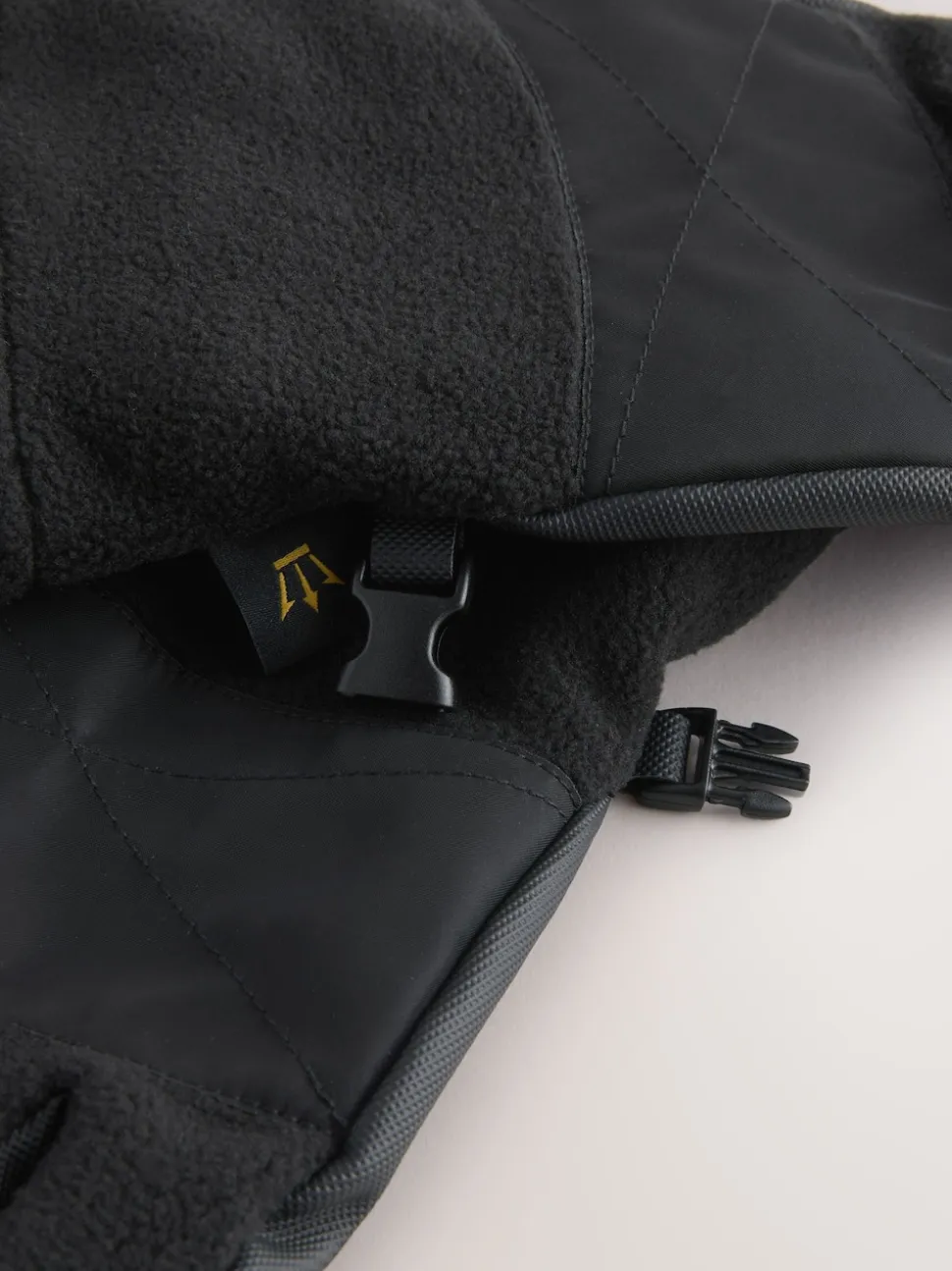 Black Fleece Gloves