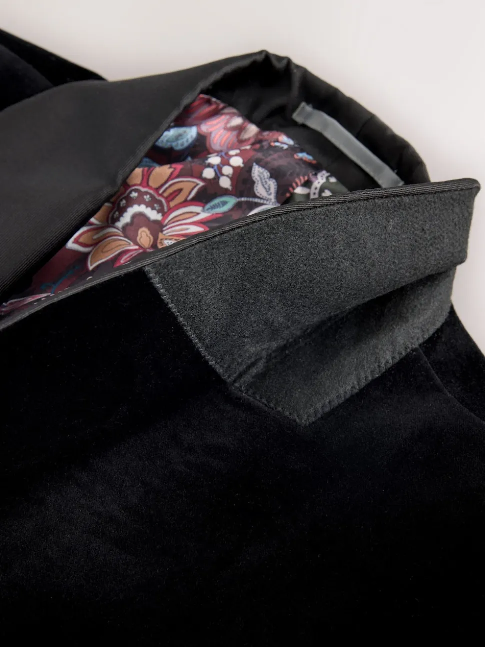 Black Regular Fit Signature Pontoglio Italian Velvet Blazer With Shawl Lapel