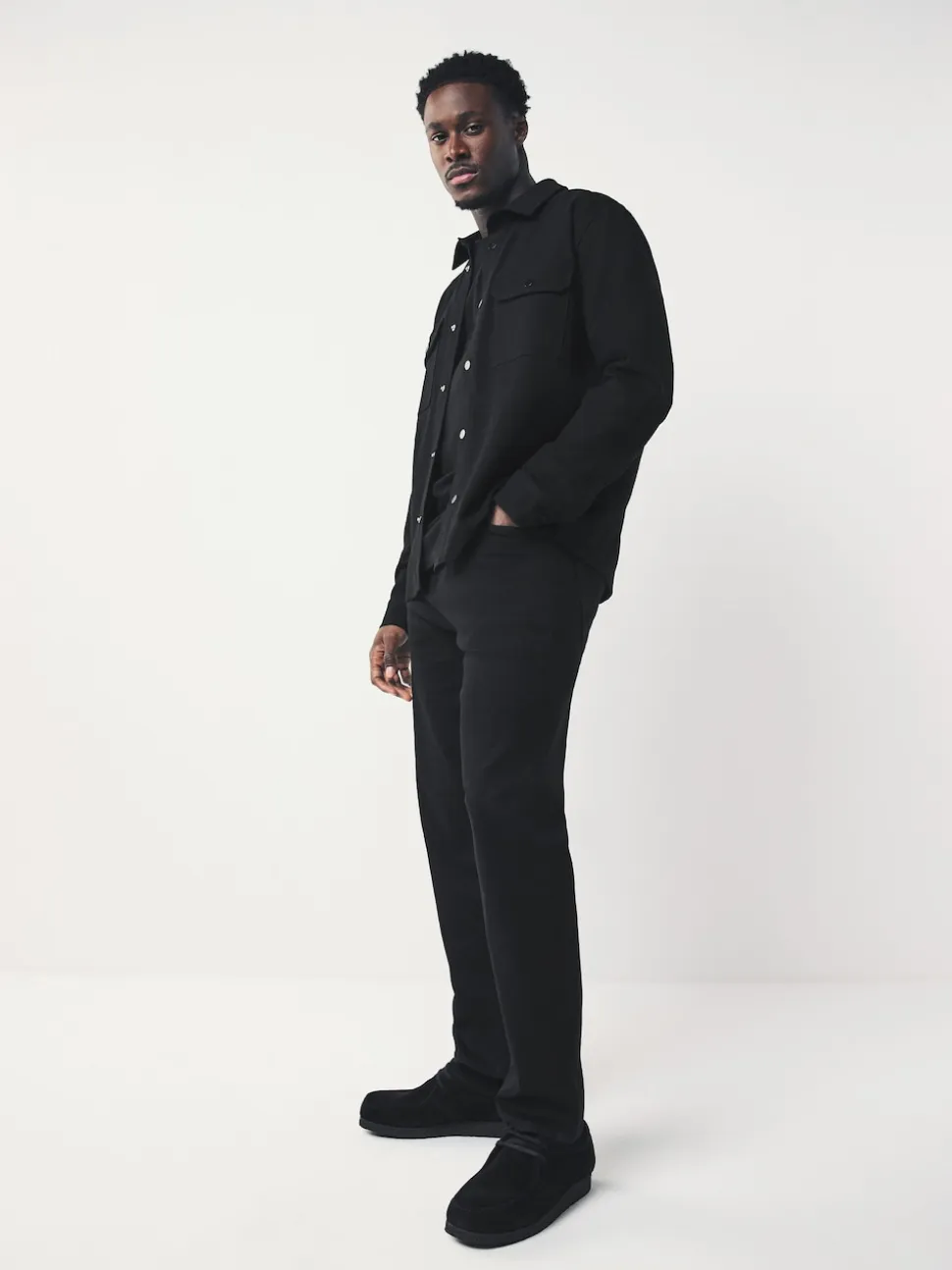 Black Regular Tapered Fit Motionflex Jeans