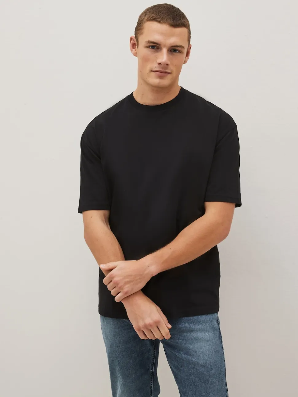 Black Relaxed Fit Essential Crew Neck Cotton T-Shirt
