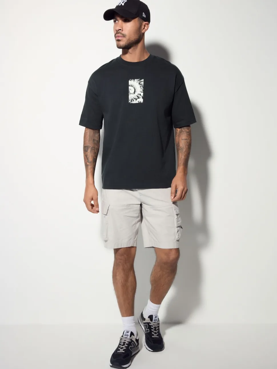 Black Relaxed Fit Japanese Surf Graphic Print T-Shirt