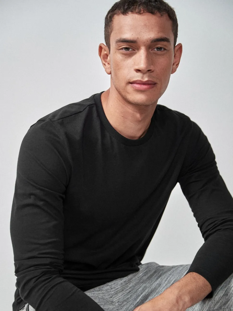Black Slim Fit Long Sleeve Crew Neck T-Shirt