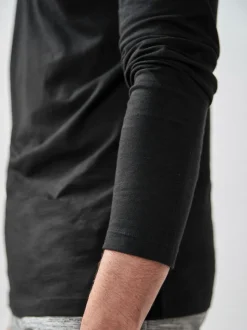 Black Slim Fit Long Sleeve Crew Neck T-Shirt