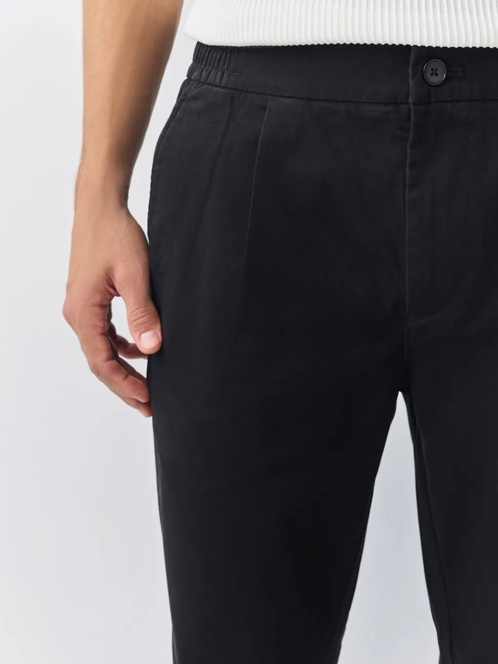 Black Slim Fit Pleated Stretch Chinos Trousers With Elasticated Waist
