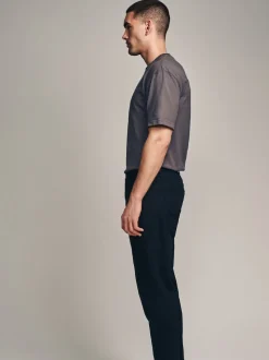 Black Solid Regular Tapered Fit Classic Stretch Jeans