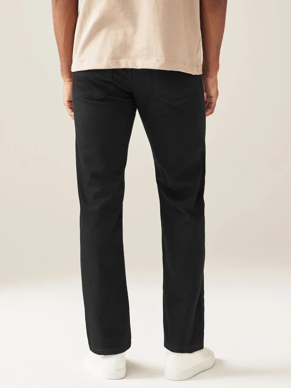 Black Solid Single Straight Fit Classic Stretch Jeans