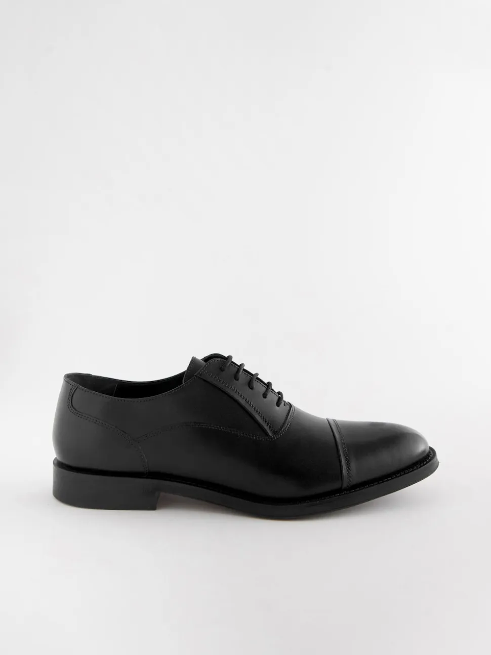 Black Standard Fit Leather Oxford Toecap Shoes
