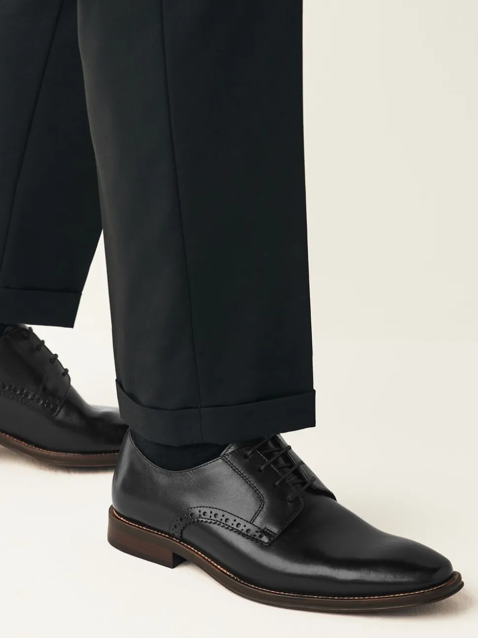 Black Wide Fit Leather Contrast Sole Derby Shoes