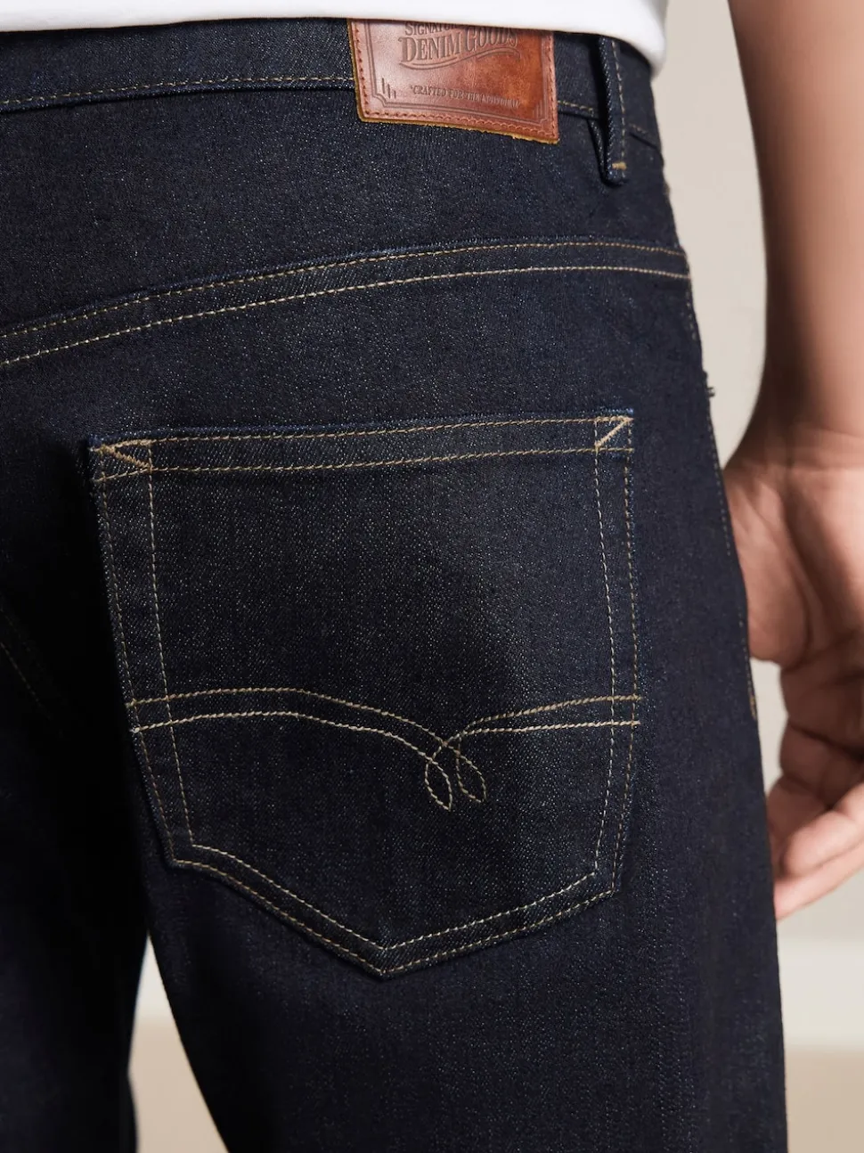 Blue Indigo Rinse Slim Fit Signature Selvedge Denim Jeans