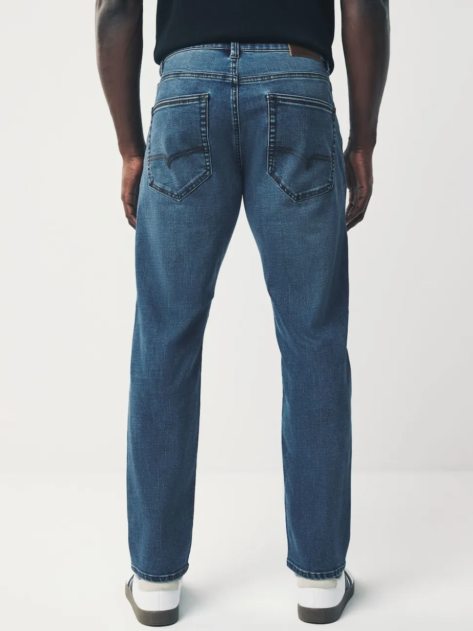Blue Light Slim Fit Motionflex Jeans
