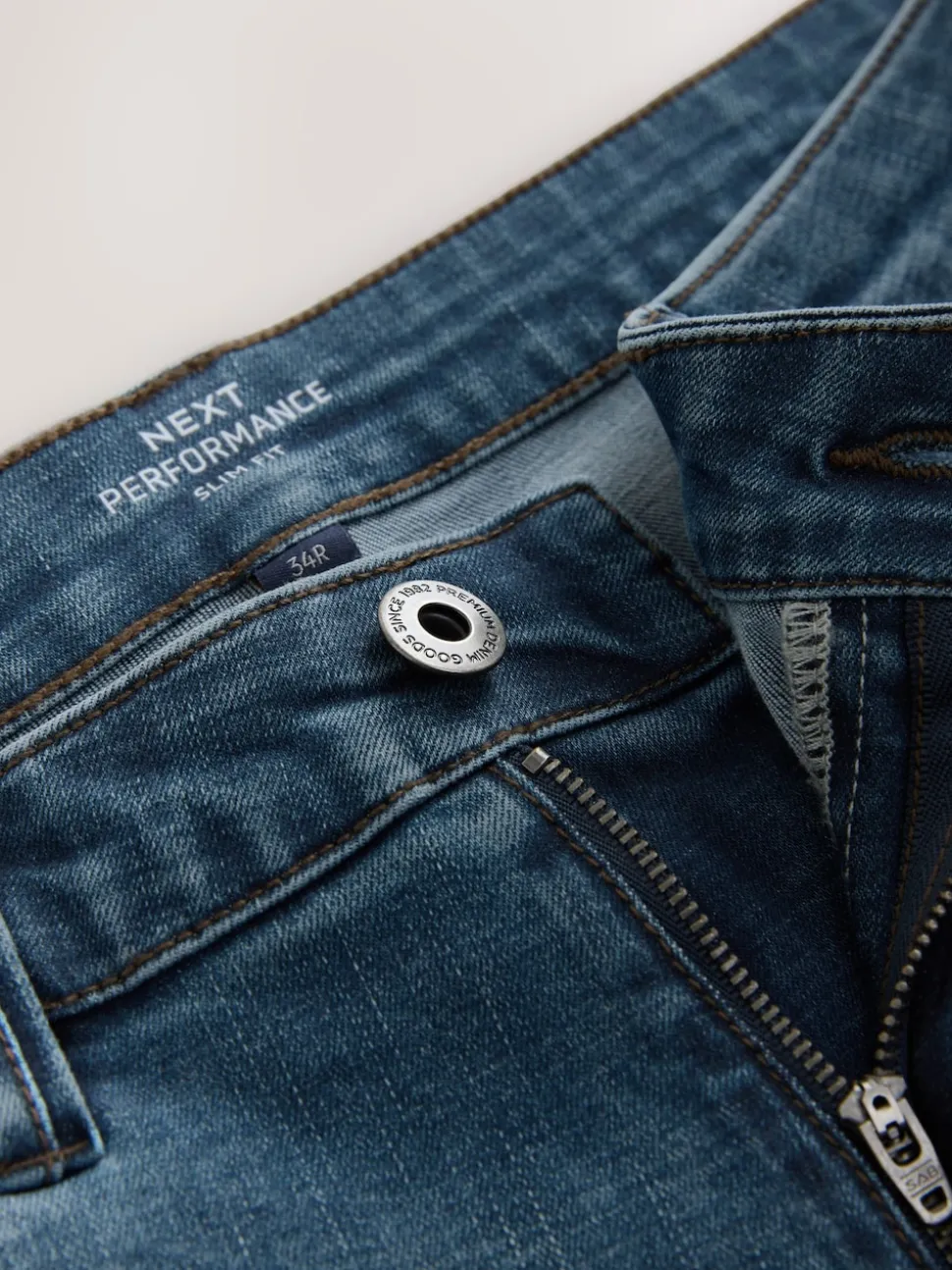 Blue Light Slim Fit Motionflex Jeans