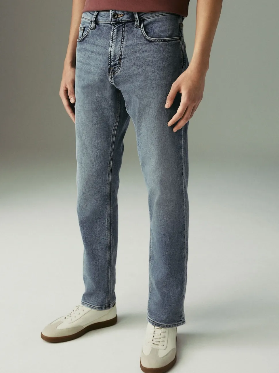 Blue Light Vintage Slim Fit Comfort Stretch Jeans