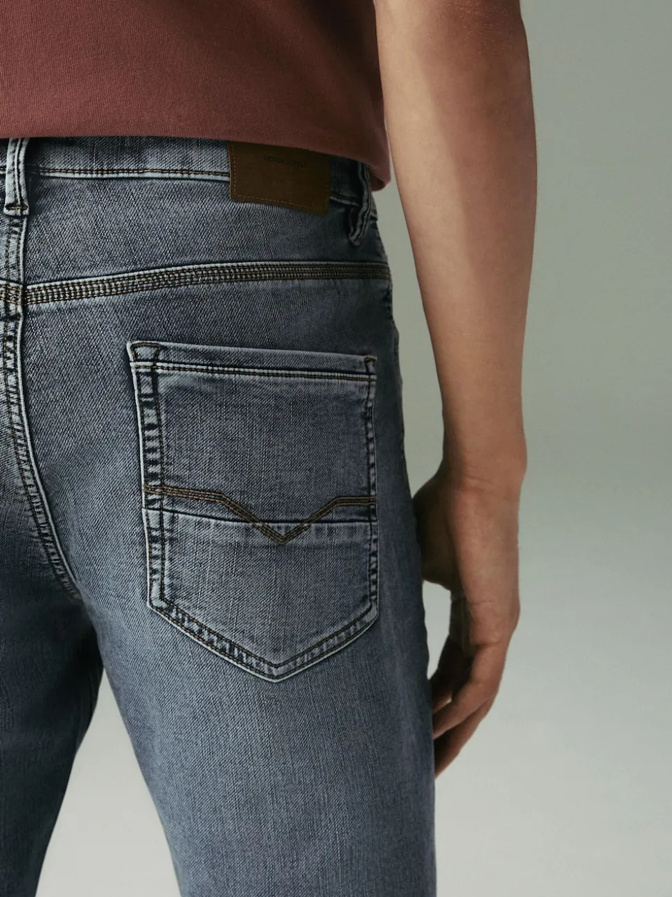 Blue Light Vintage Slim Fit Comfort Stretch Jeans