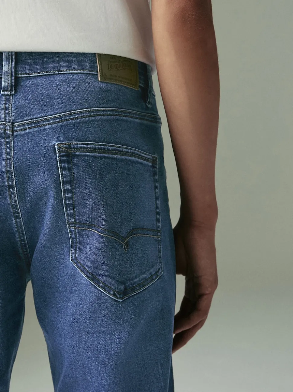 Blue Mid Straight Fit Motionflex Jeans