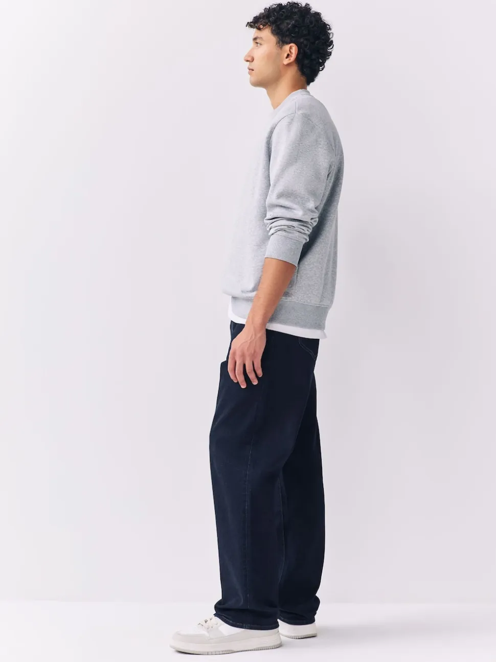 Blue Rinse Relaxed Fit Motionflex Jeans