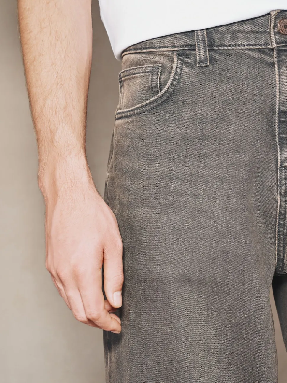 Brown EDIT Barrel Fit Jeans
