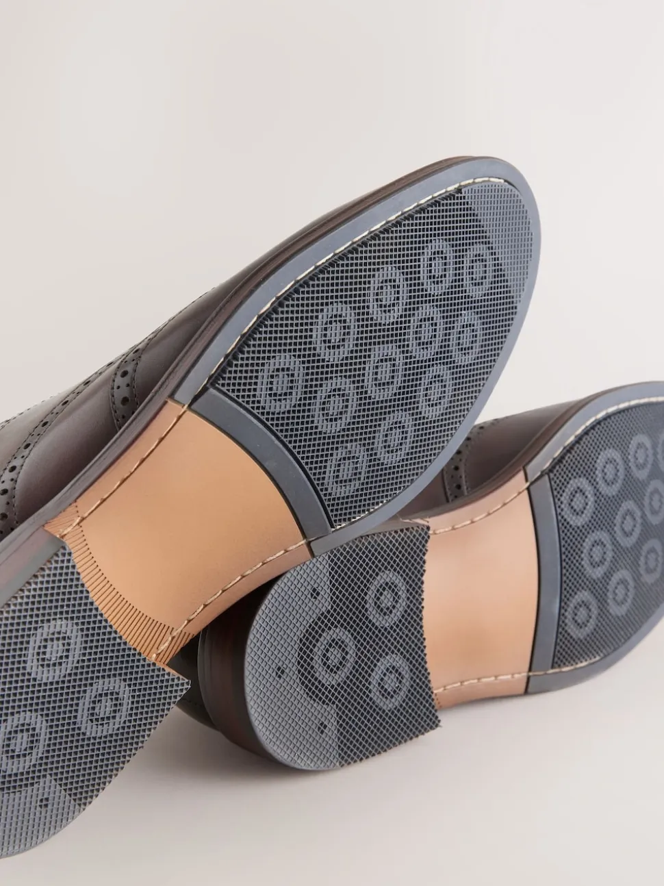 Brown Oxford Wingcap Leather Shoes