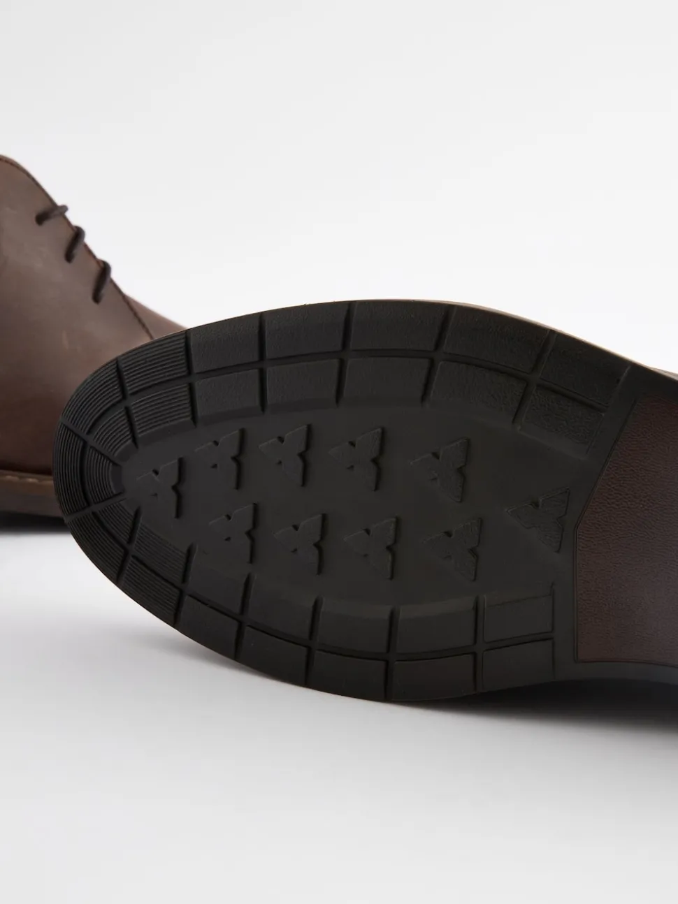 Brown Waxy Leather Chukka Boots