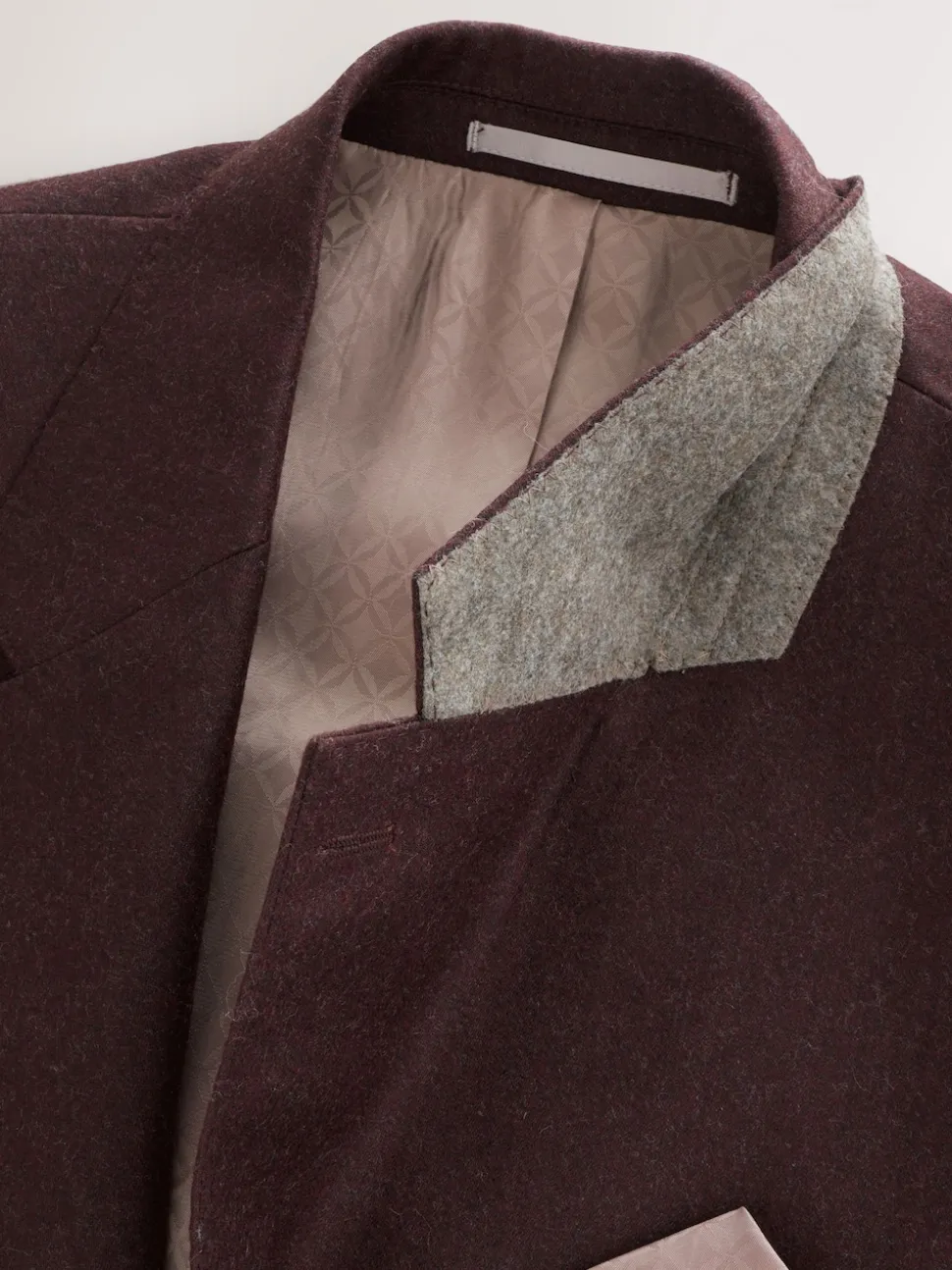 Burgundy Red Slim Fit Signature Zignone Italian Wool Cashmere Blend Flannel Suit Jacket