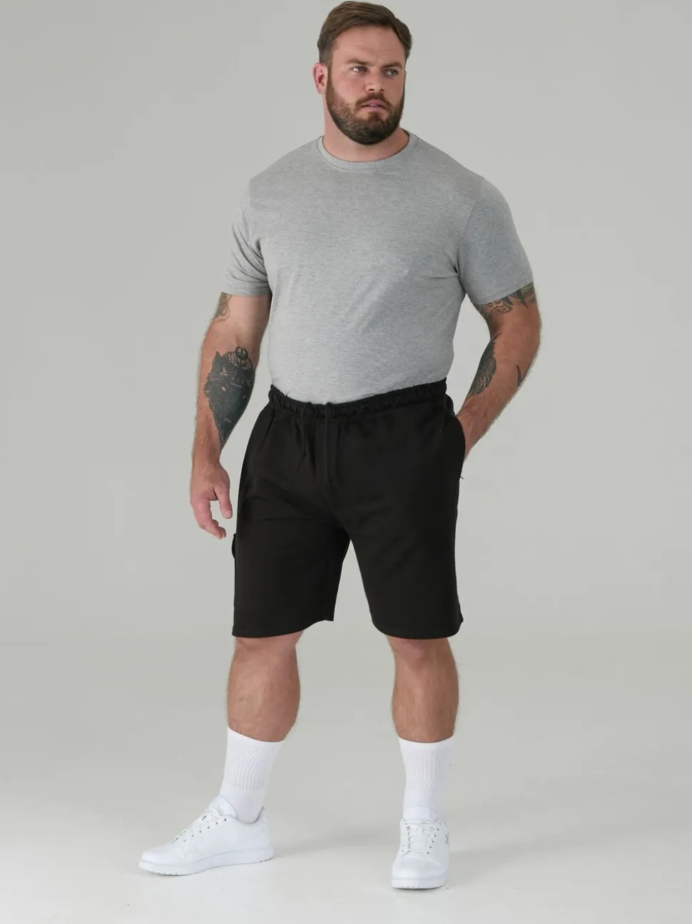 D555 Black JOHN Lightweight Fleece Cotton Cargo Shorts With Zipper Pockets