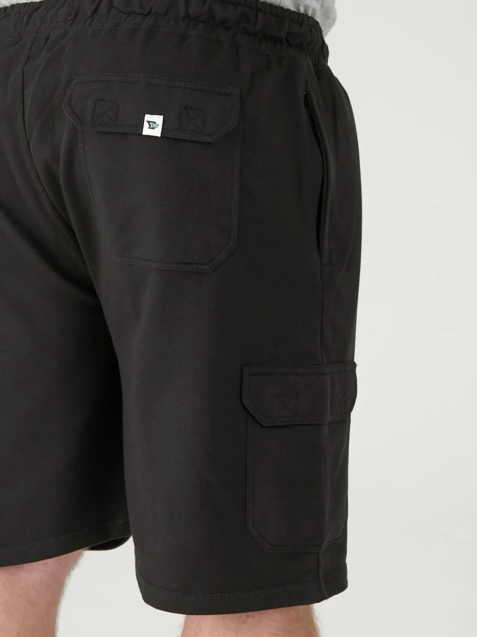 D555 Black JOHN Lightweight Fleece Cotton Cargo Shorts With Zipper Pockets