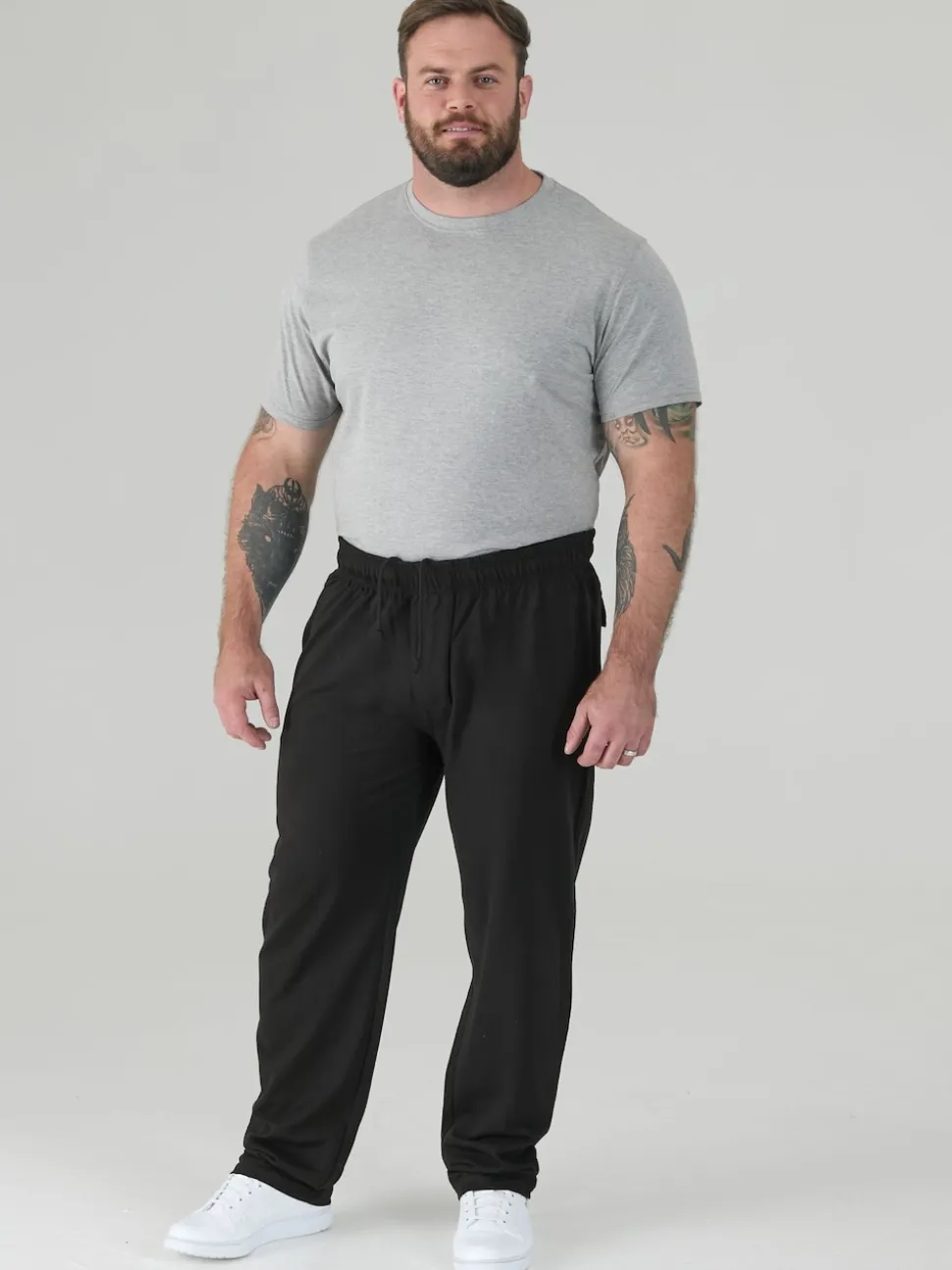 D555 Black RORY Lightweight Fleece Jogging Bottom With Open Hem And Zipper Pockets