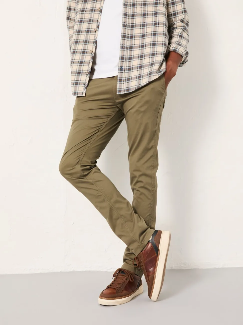 FatFace Heyshott Green Slim Chinos