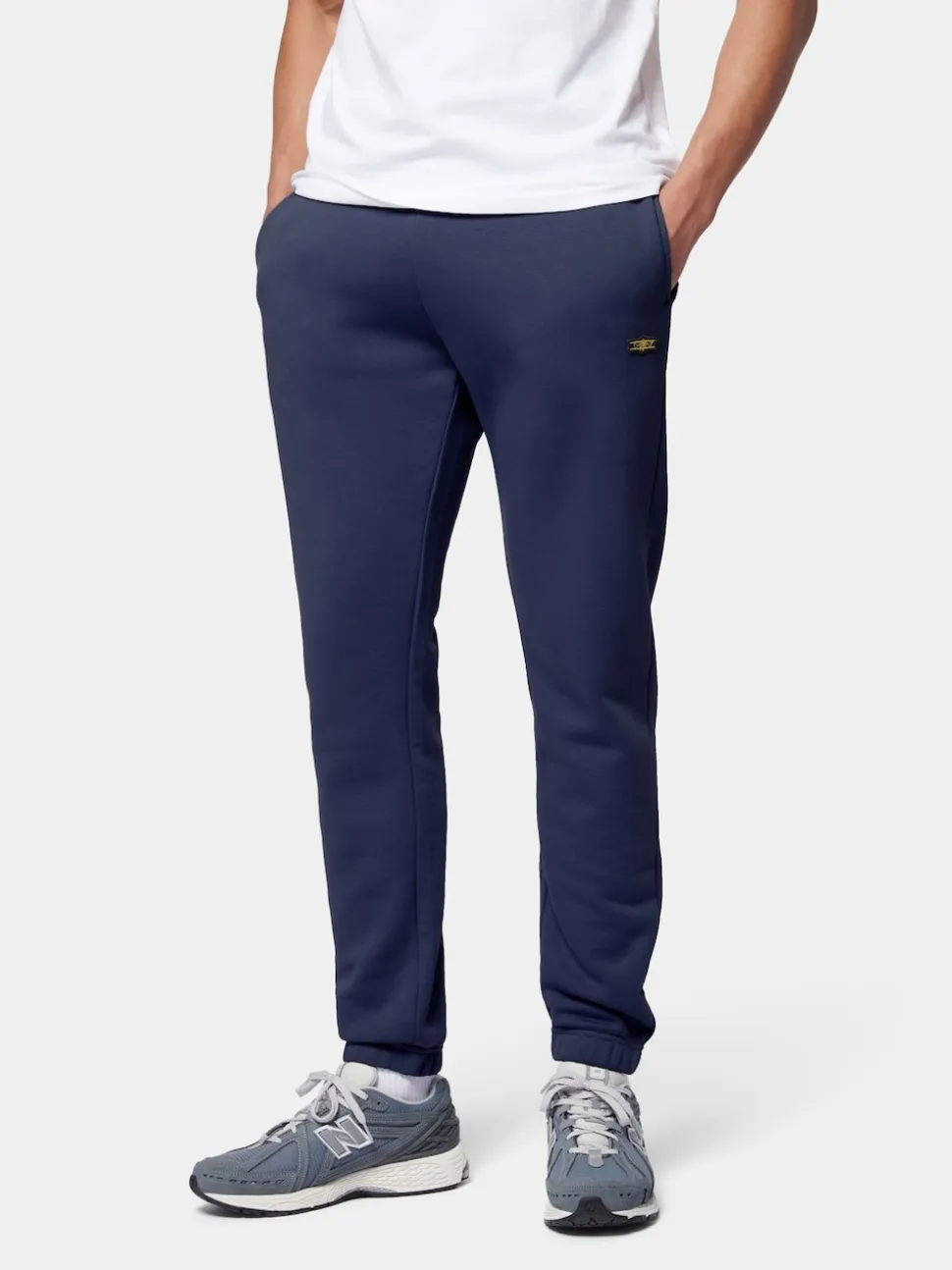 Flyers Mens Classic Fit Joggers