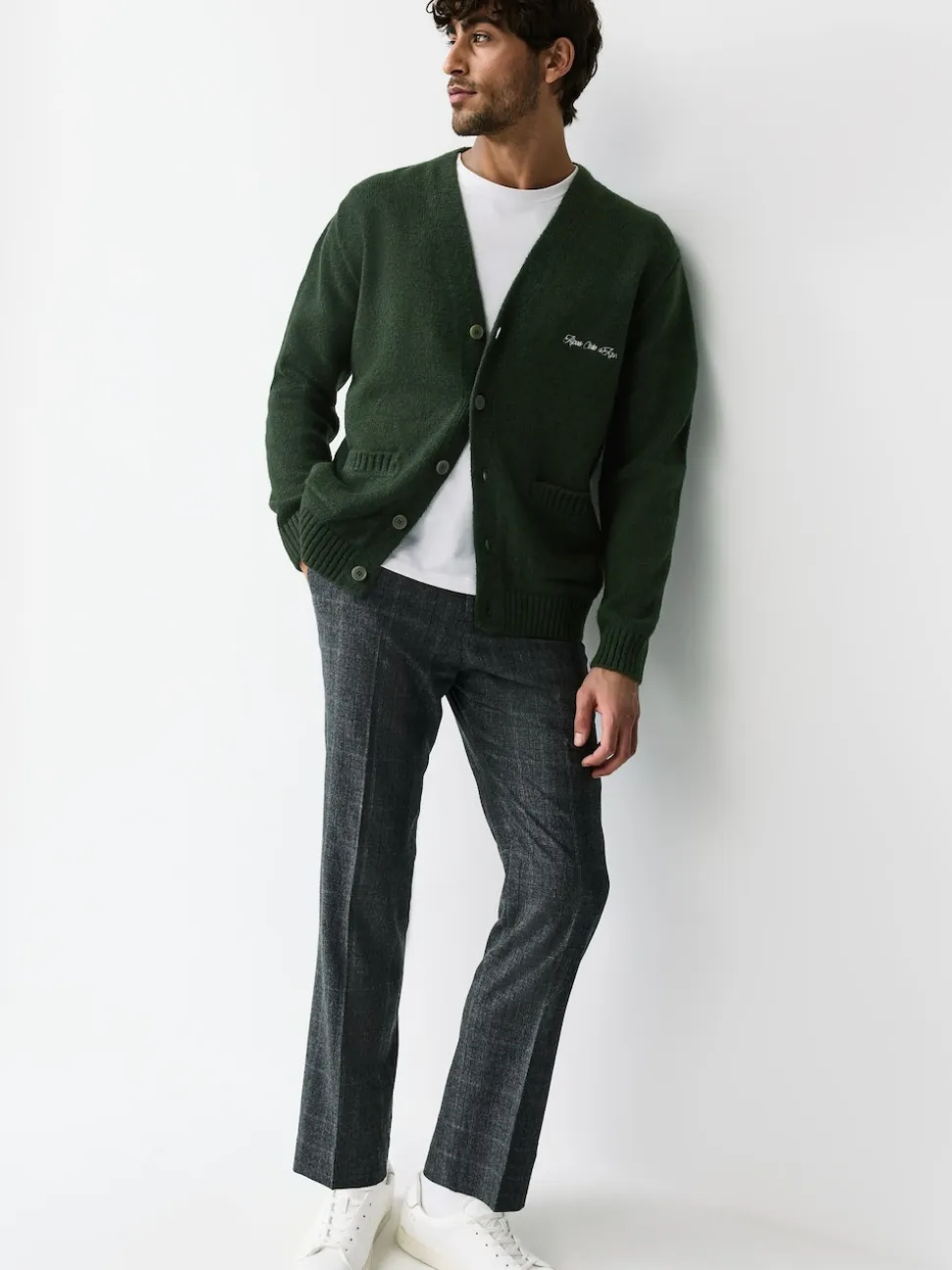 Green Regular Fit Embroidered Chest Motif Cardigan