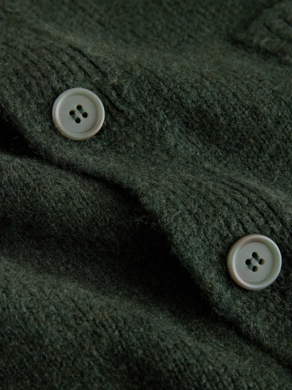 Green Regular Fit Embroidered Chest Motif Cardigan