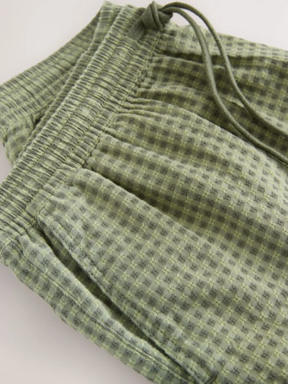 Green Seersucker Gingham Lightweight Drawstring Shorts