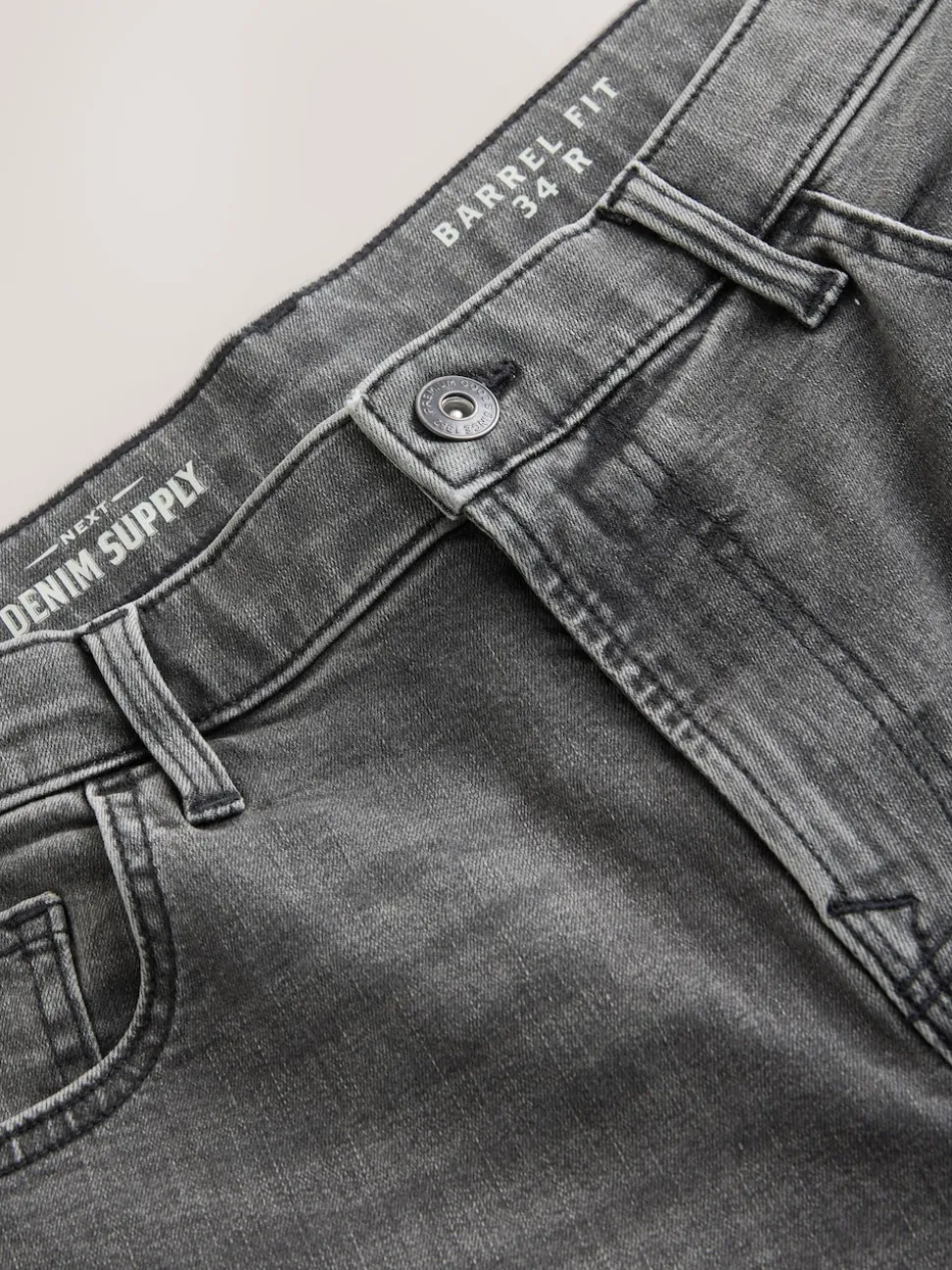 Grey Barrel Fit Classic Stretch Jeans