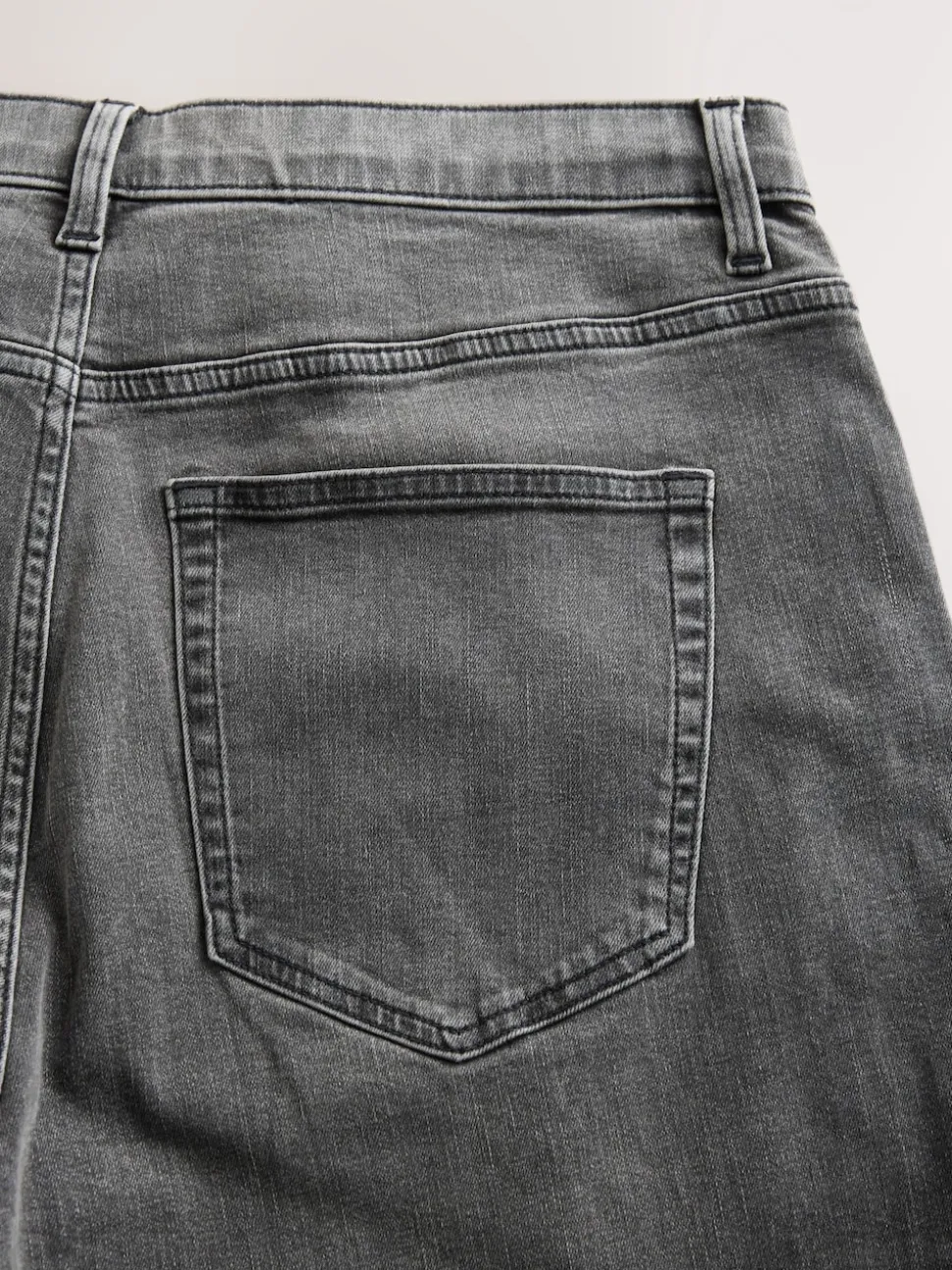 Grey Barrel Fit Classic Stretch Jeans