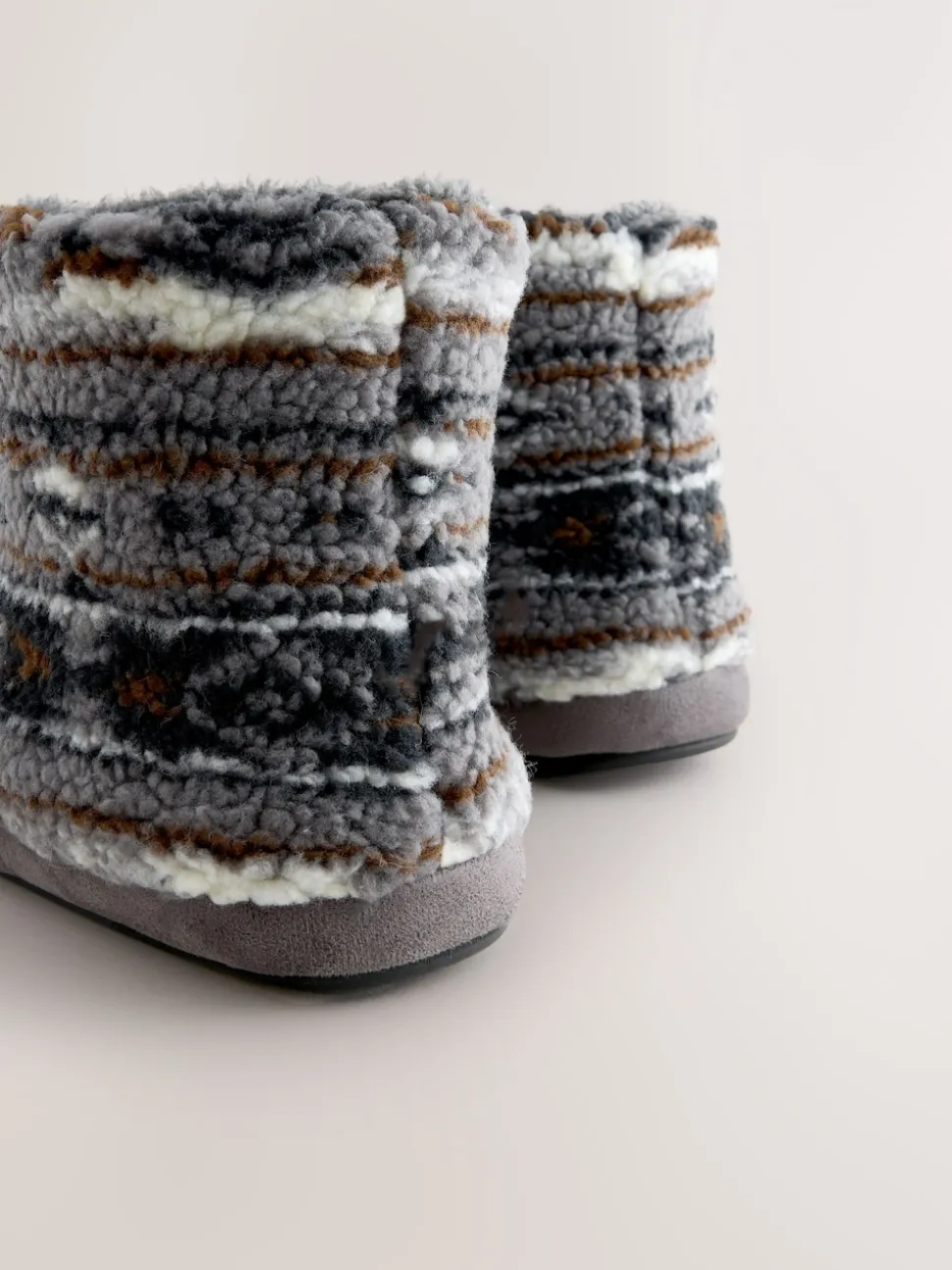 Grey Pattern Fleece Boot Slippers
