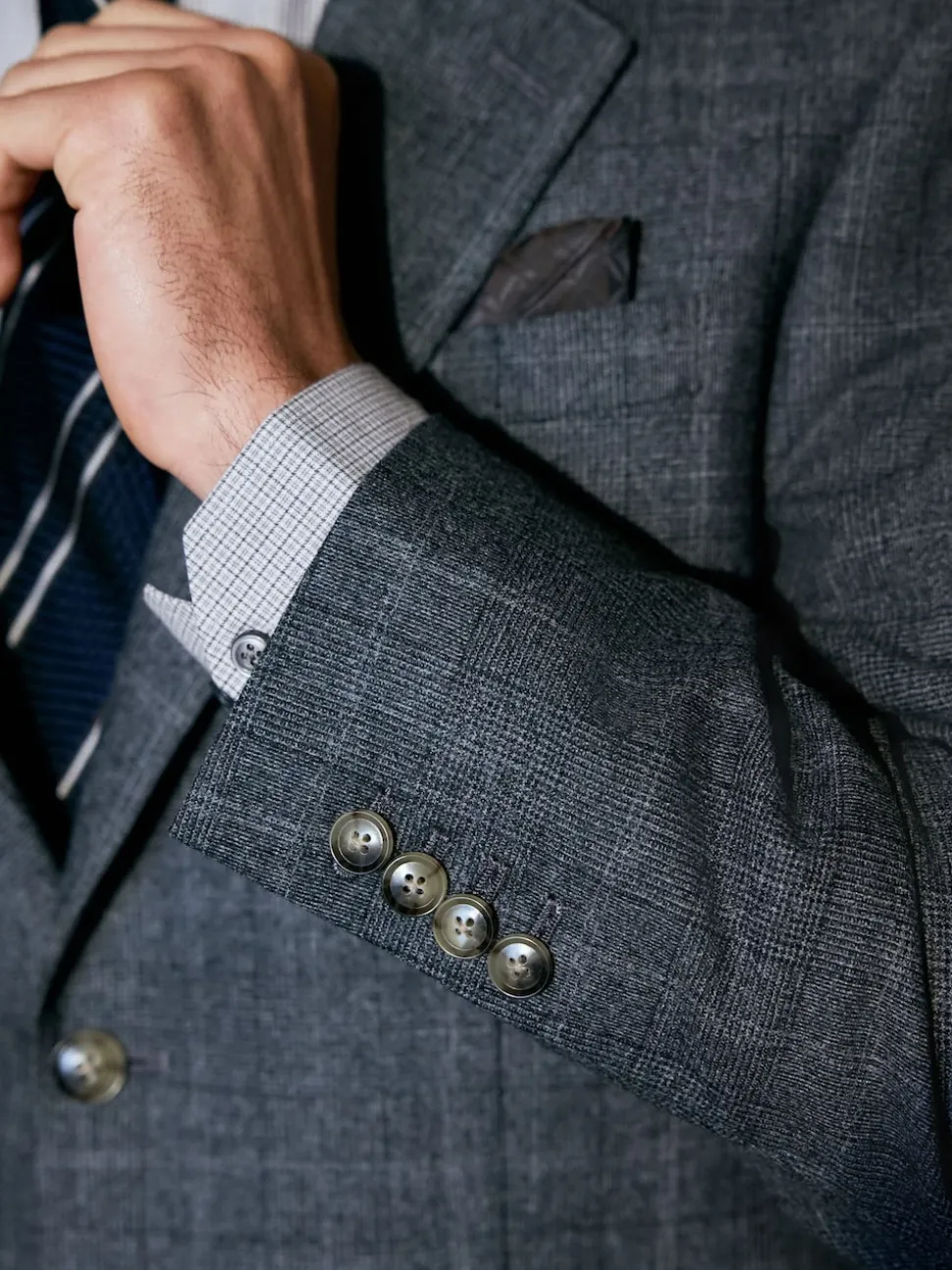 Grey Regular Fit Signature Reda Italian Wool Fabric Check Suit Jacket