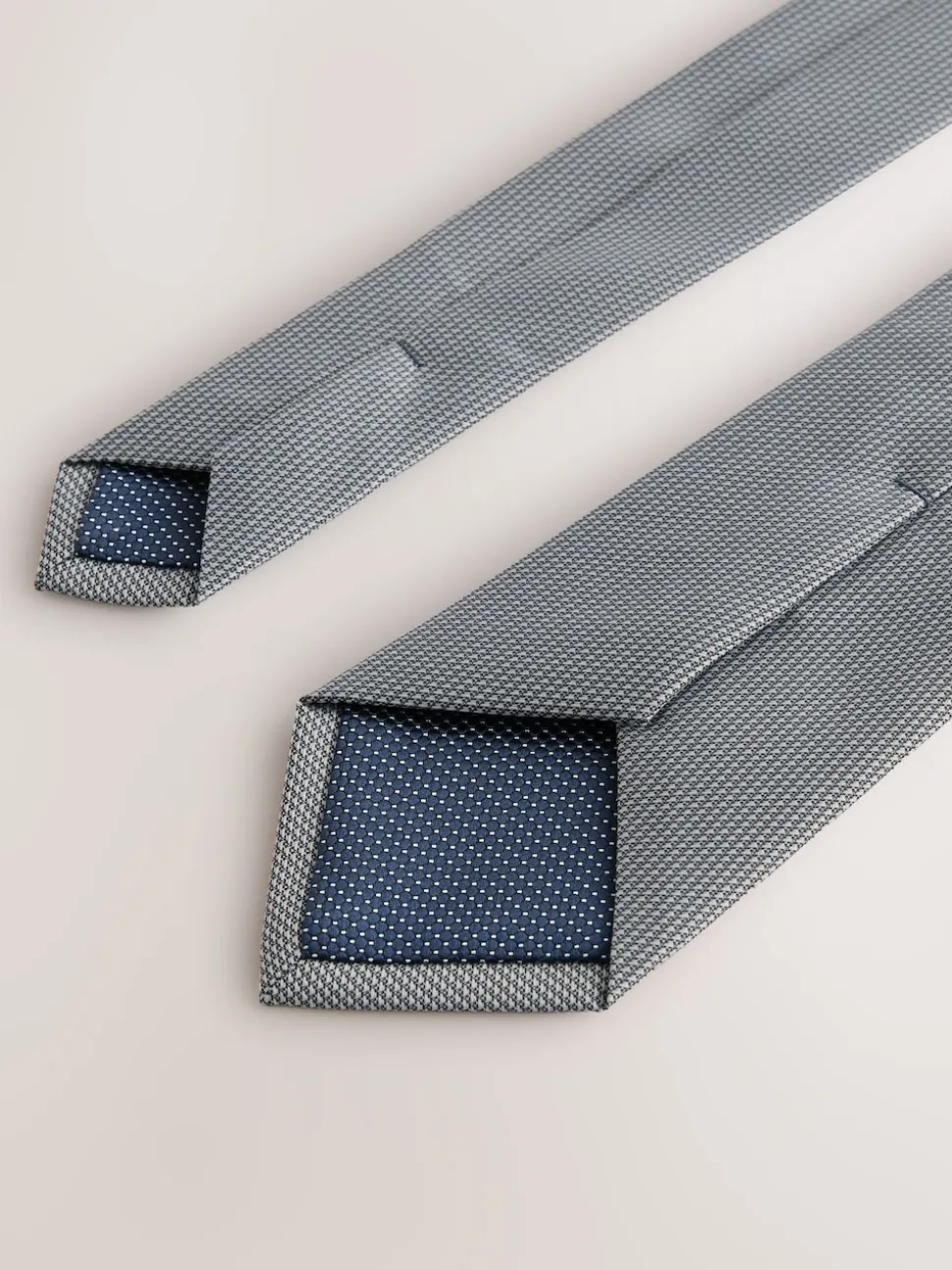 Grey Slim Textured Tie