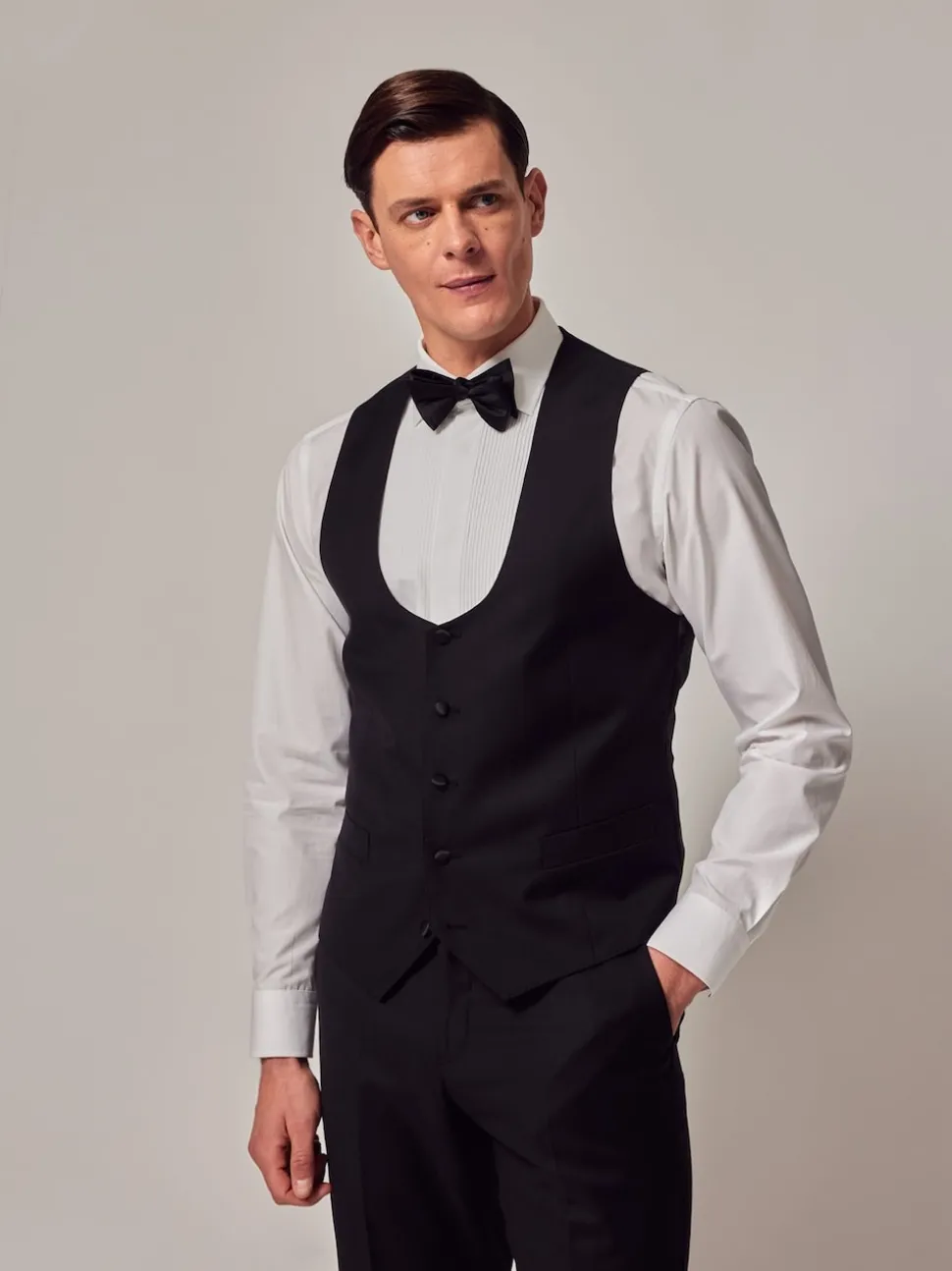 Hawes & Curtis Slim Dinner Black Waistcoat