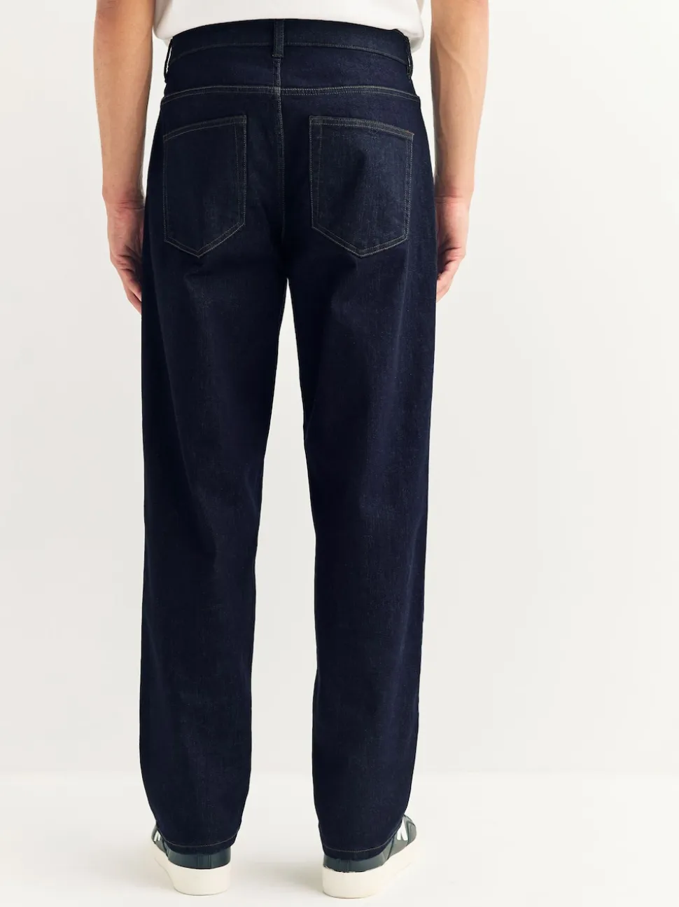 Indigo Rinse Classic Stretch Relaxed Fit Jeans